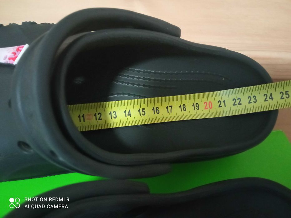 Crocs Baya czarne na platformie r.37 z przypinkami