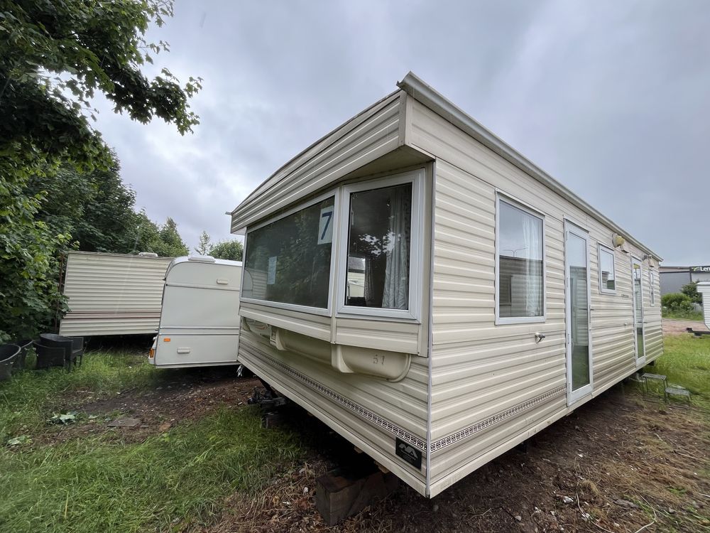 Całoroczny domek holenderski nr 7 / 9x3.7m