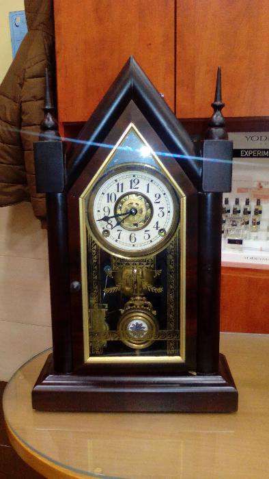 Relógio centenário capela