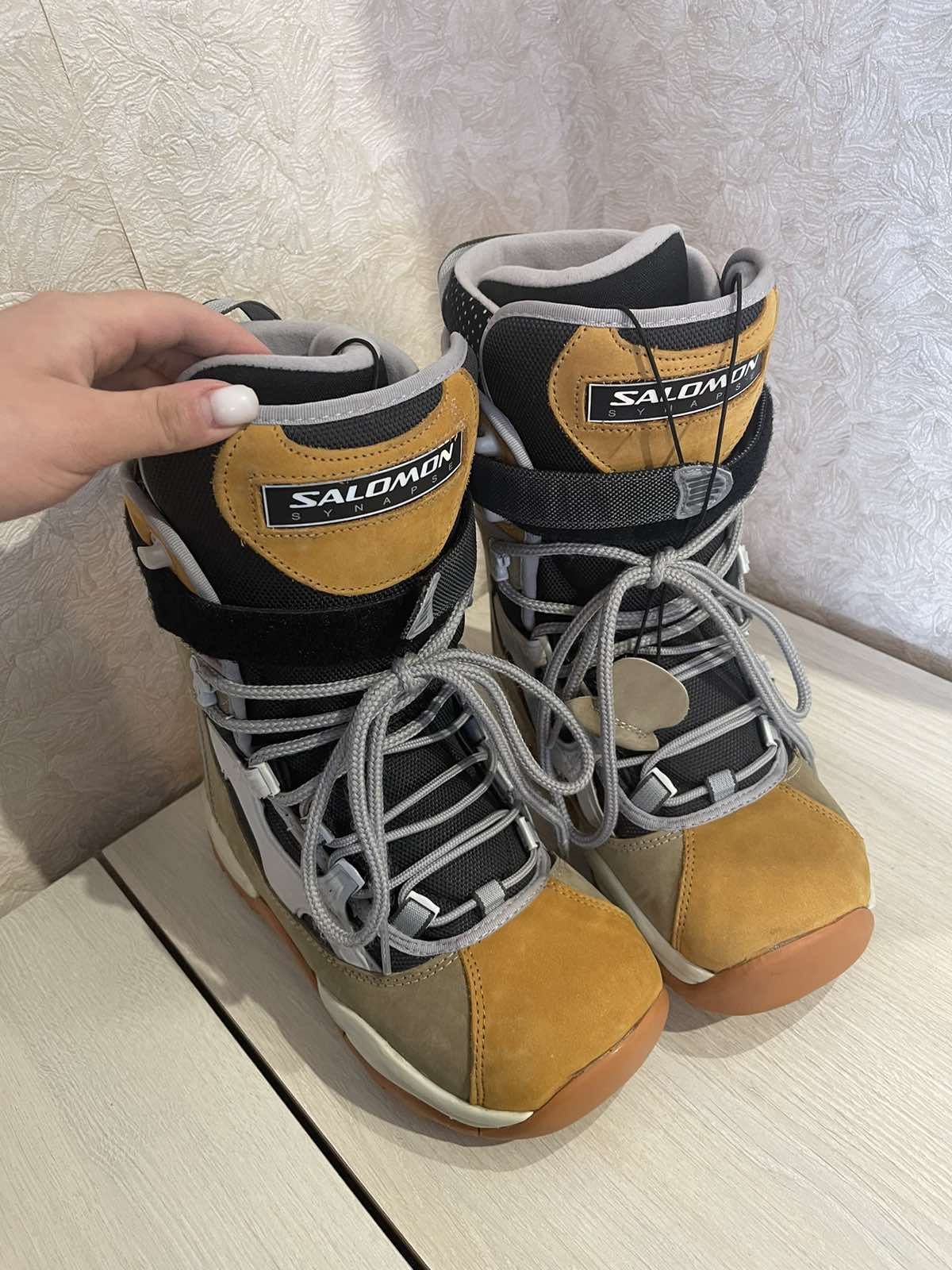 Унісекс сноубордичні черевики  Salamon