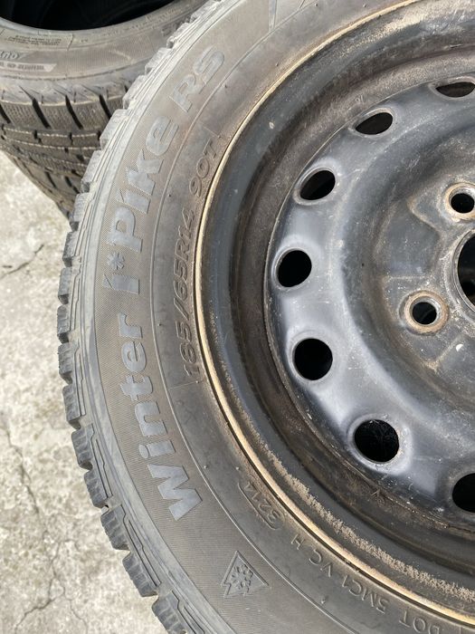 Резина зима на дисках 185/65 R14