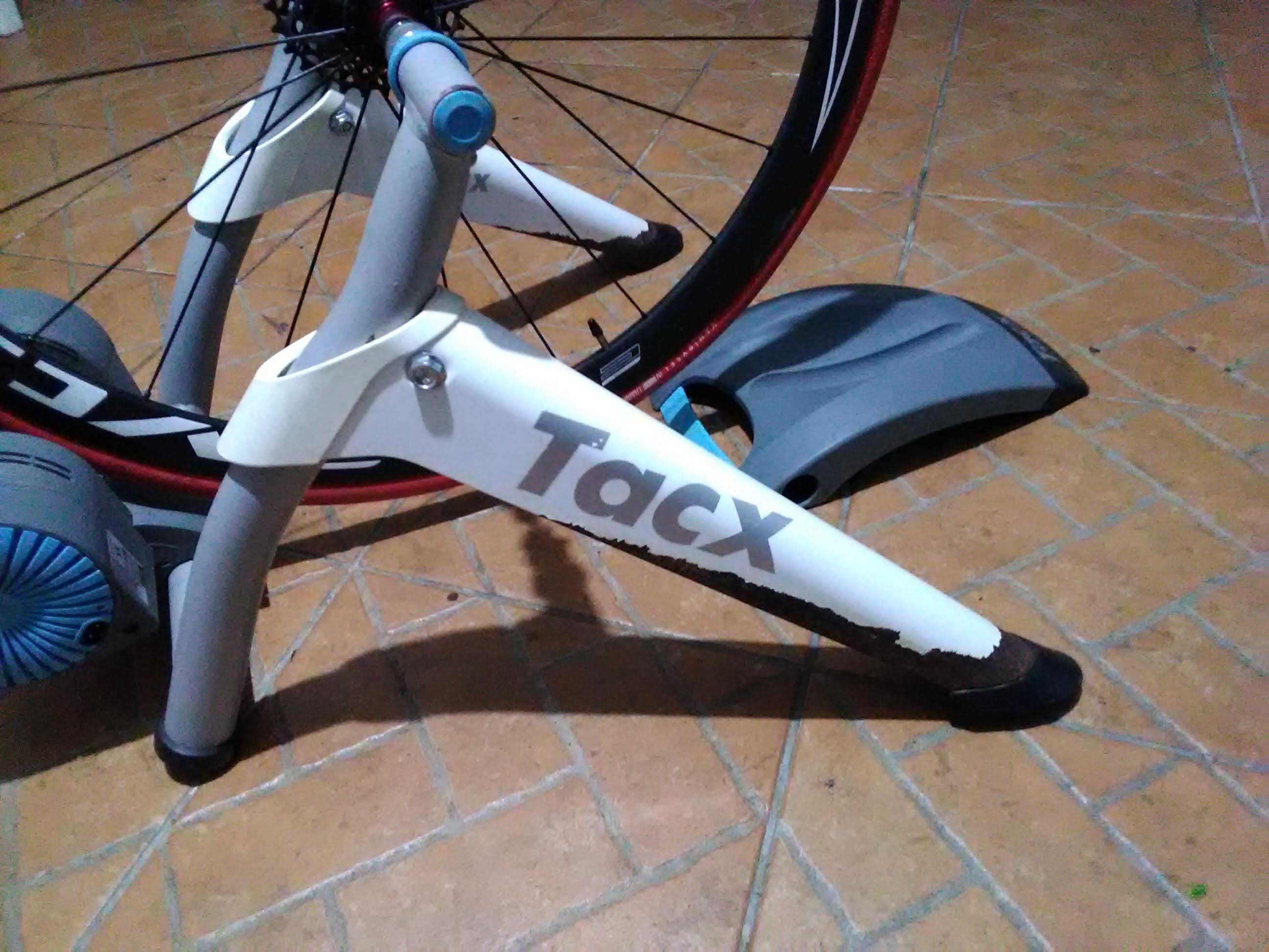 rolo tacx vortex smart + roda de carbono, cassete, pneu e camara