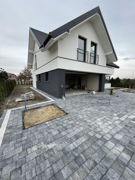 Układanie kostki brukowej