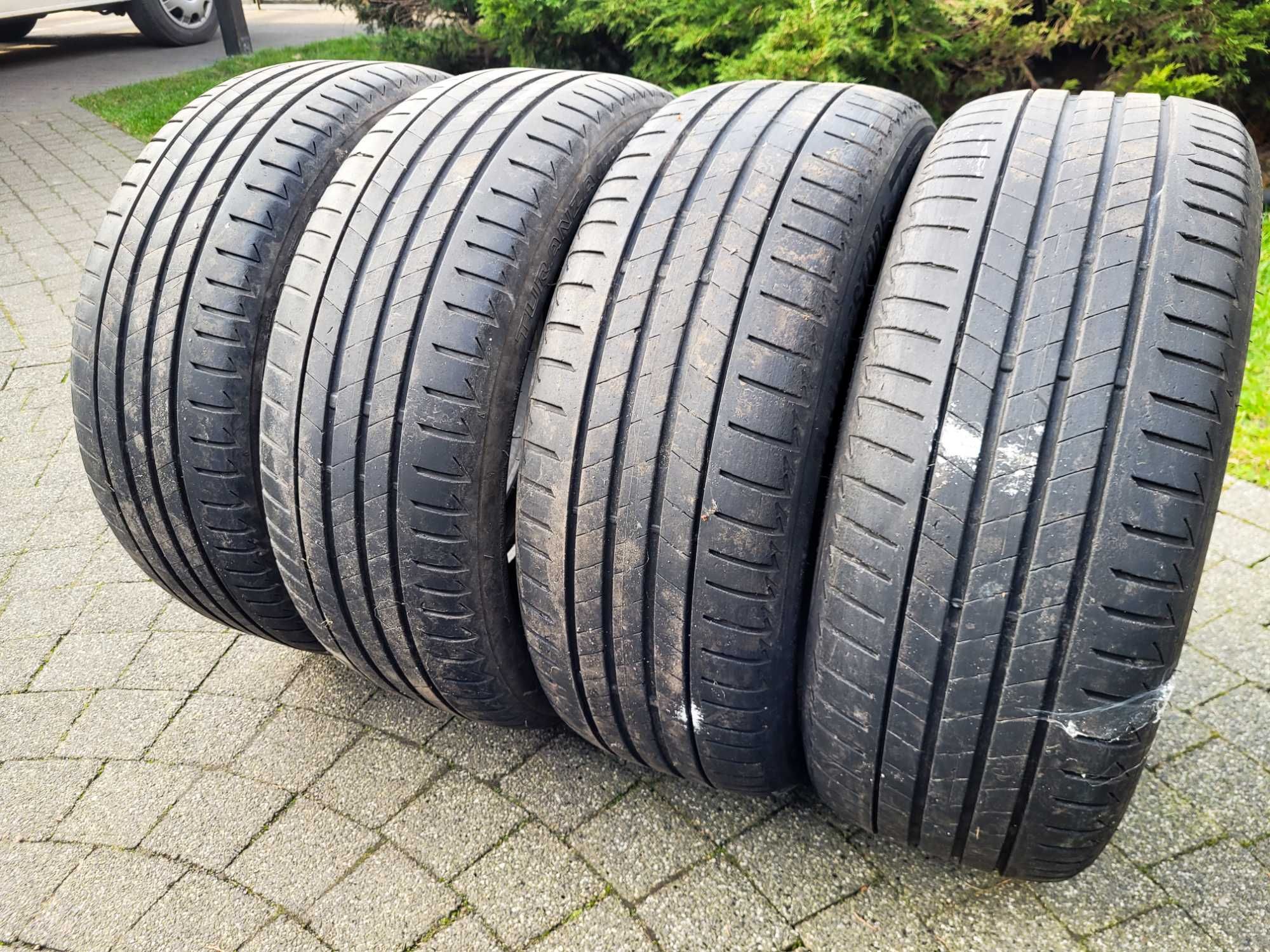 Opony Zimowe Bridgestone (4 sztuki)