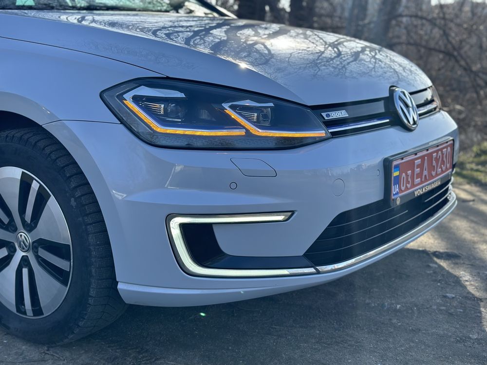 Volkswagen E-Golf 2018 електро