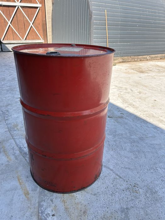 Sprzedam Beczki 220 litrów