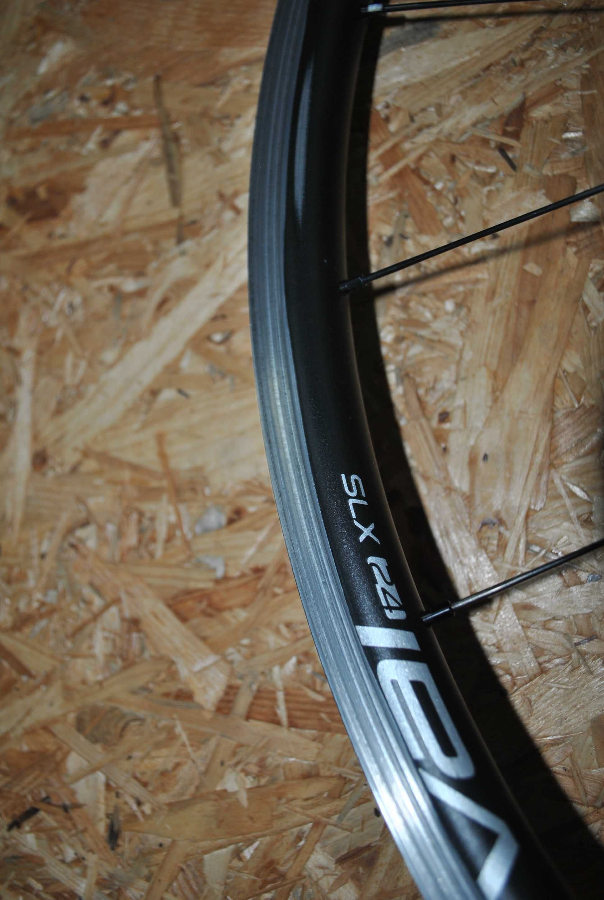 Koło przednie 28" 700c ROVAL SLX 24 SPECIALIZED Szosowe 693g