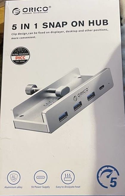 USB HUB ORICO з кріпленням