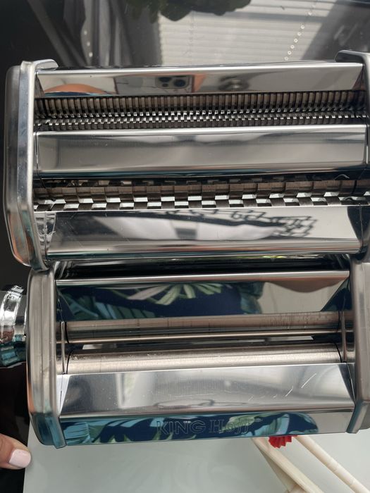 Ręczna maszynka do wałkowania i krojenia makaronu