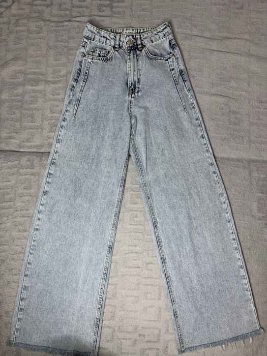 Широкі джинси світло-блакитні