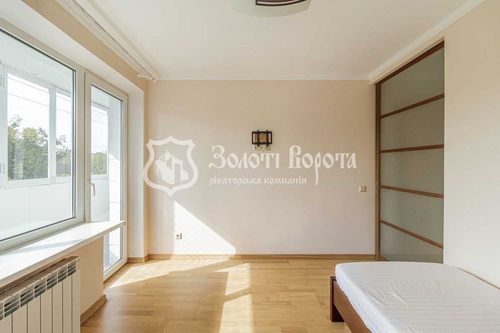 Квартира, 2к. Євроремонт. Грекова, 15а, Сирець, Шевченківський район