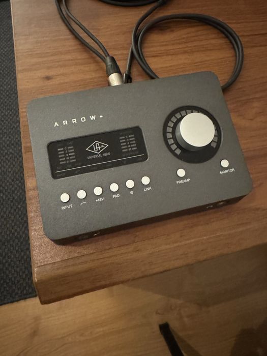 Universal Audio Arrow