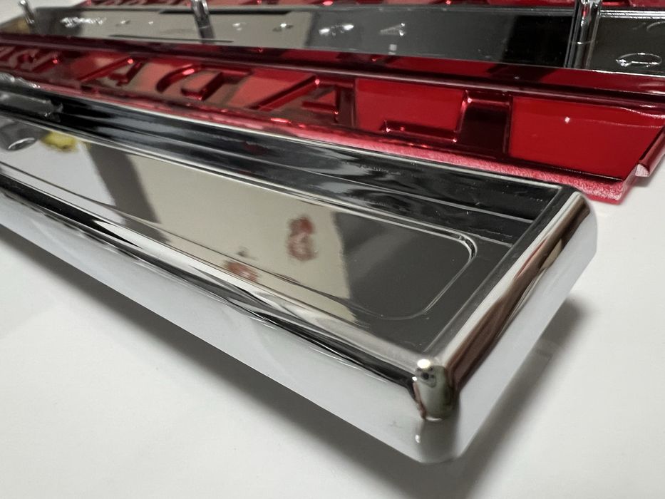 Задня червона емблема шильдик ВАЗ 2101 2102 2103 2106 Жигули СССР 1977