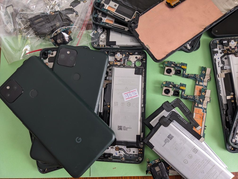 Google Pixel 5/5a5G Запчастини / Оригінал / Розбір