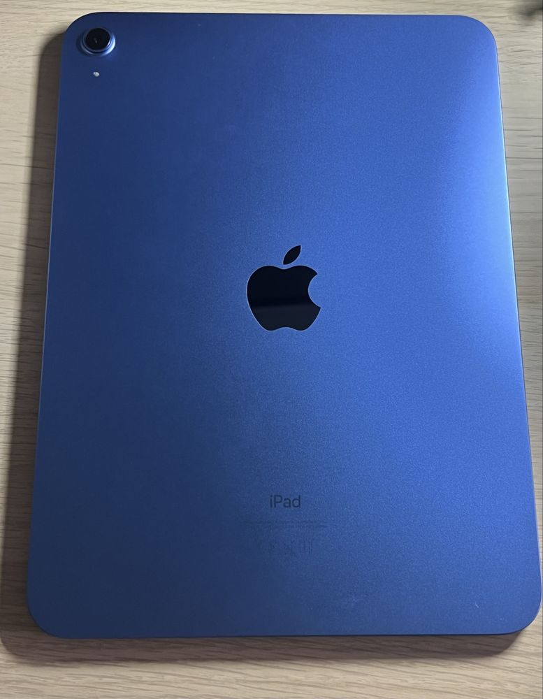 iPad 10 generacji + Apple Pencil USB-C + klawiatura