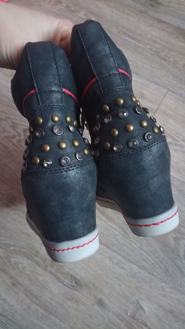 Botki 40 koturny nowe