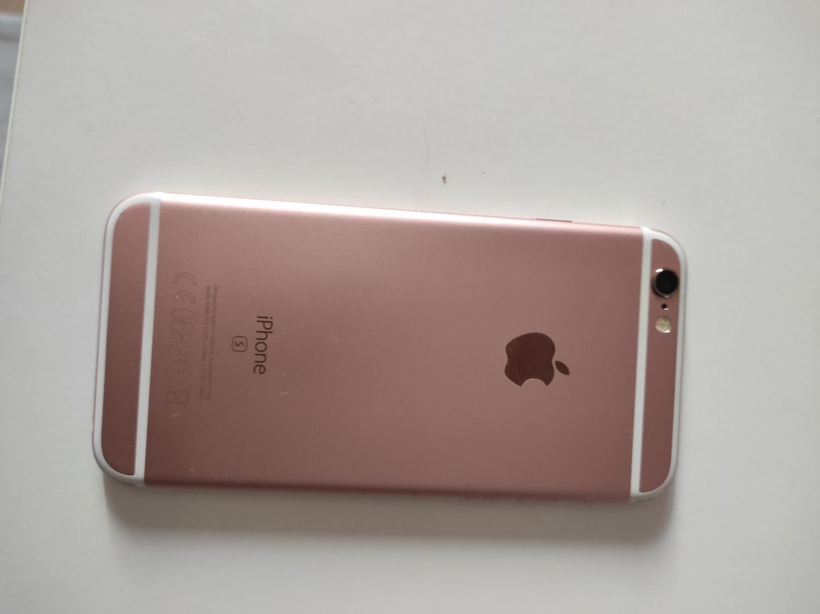 iPhone 6s  e iPhone 4 para peças