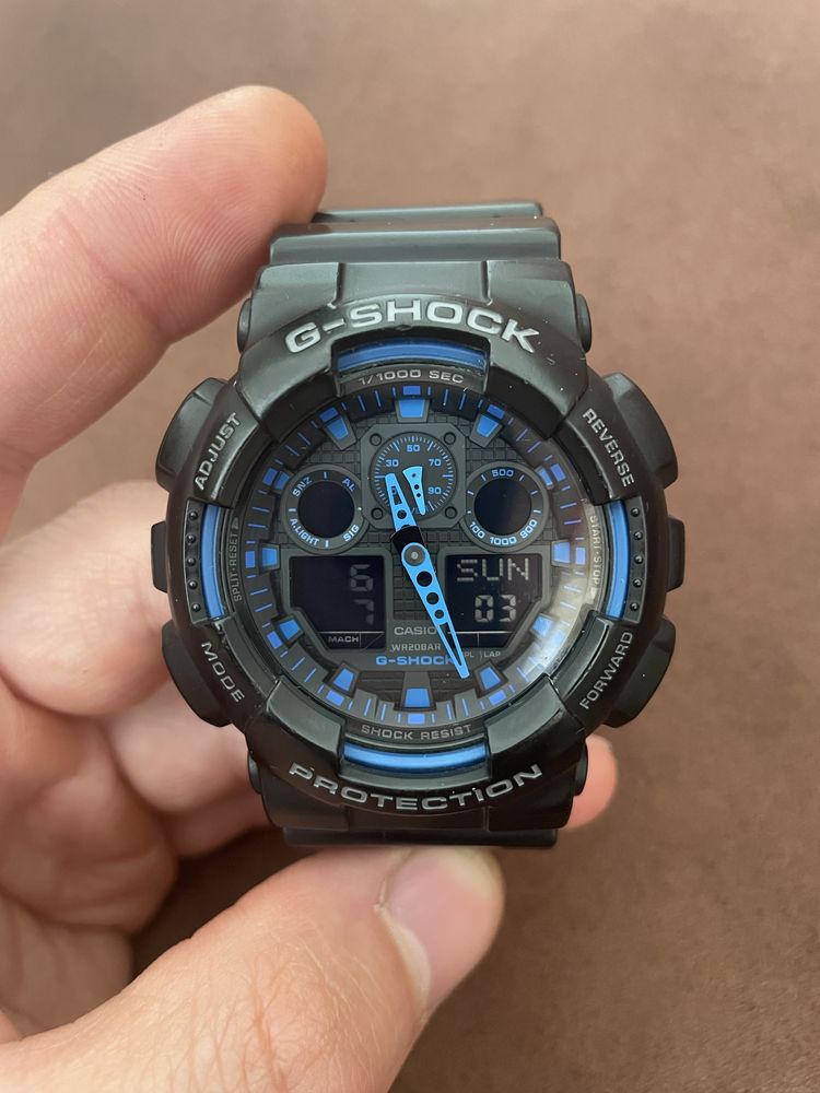 Годинник CASIO G-Shock GA-100-1A2ER