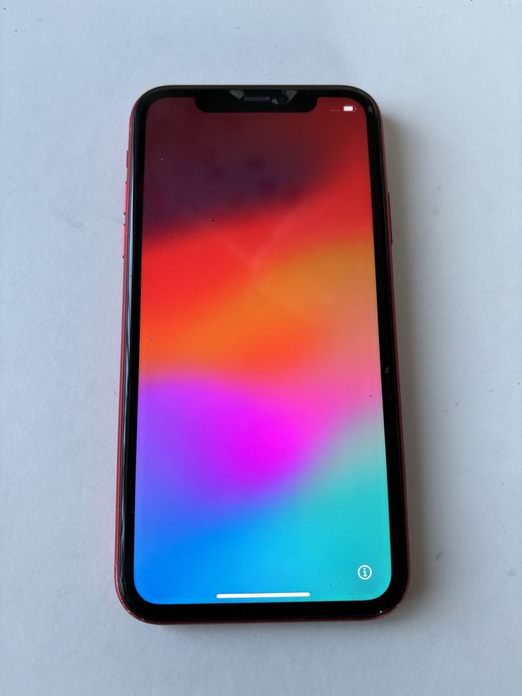 iphone 11 czerwony