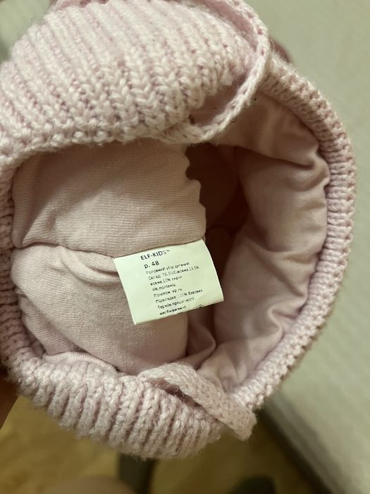 Тепла шапка на дівчинку