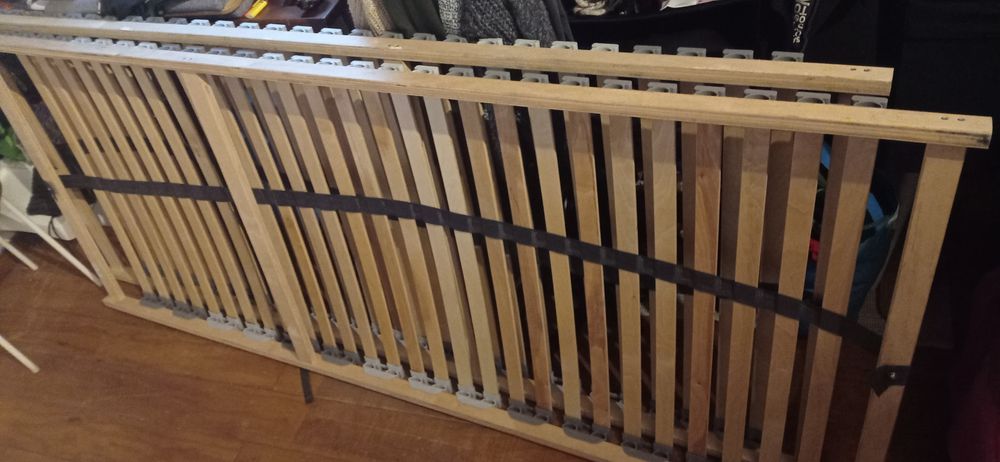 2 Estrados Ikea solteiro ou casal