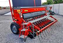 Siewnik Talerzowy Poznaniak 550/3 D Unia Polonez Agromasz