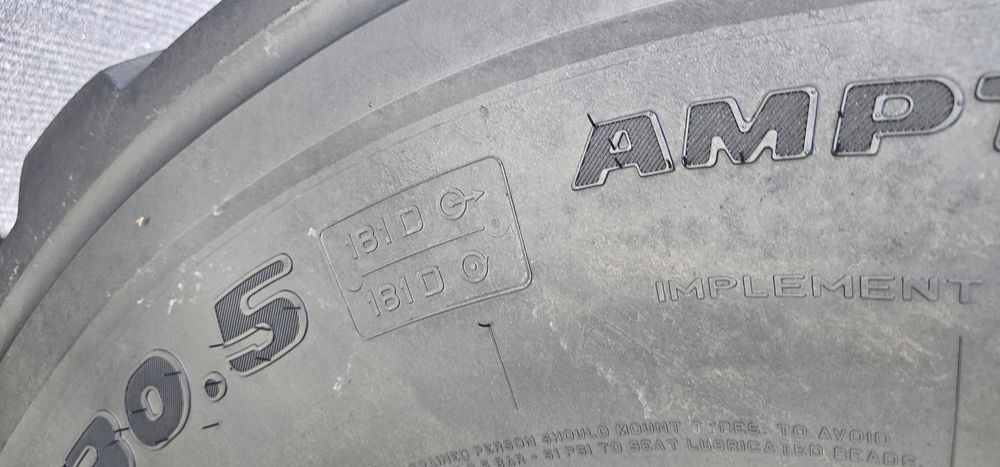 Trelleborg 750/60r30.5 CAŁA