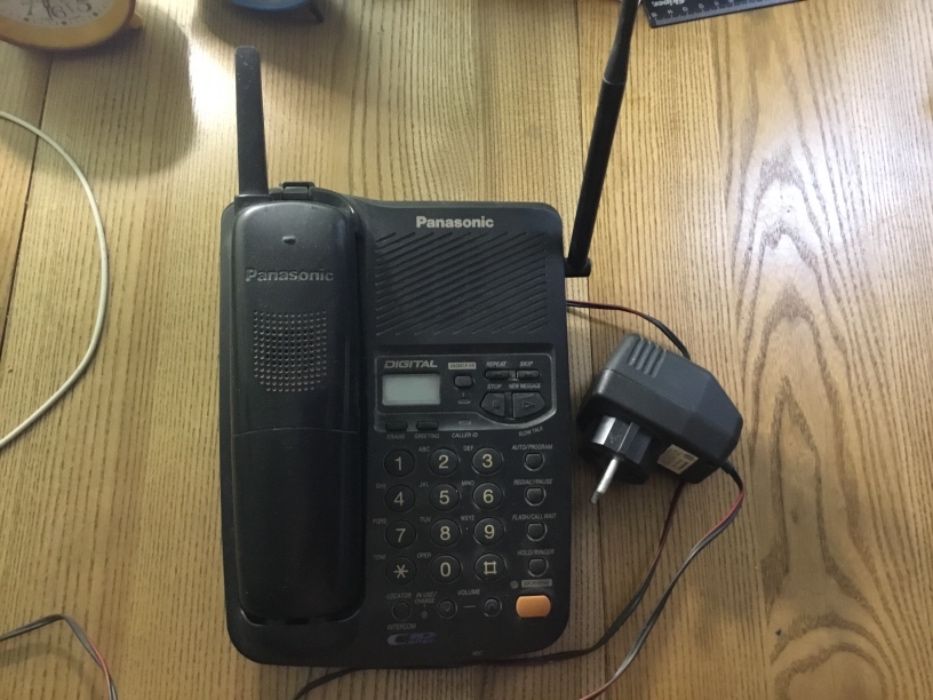 Телефон Panasonic Модель №KX-TC1743B б/у