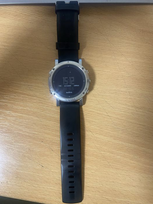 Годиник Suunto Core steel