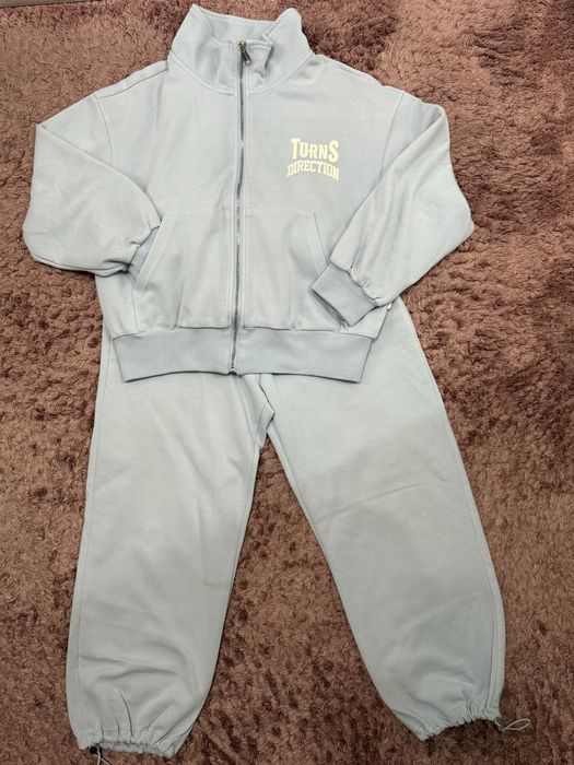 Костюм на дівчинку 152-158