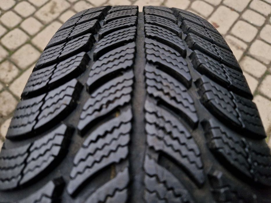 Склад шин 175/65R14 Debica Frigo 2 Шини/Колеса/Зима