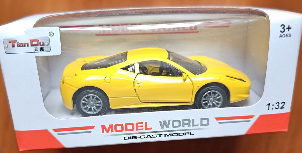 Машинка дитяча нова