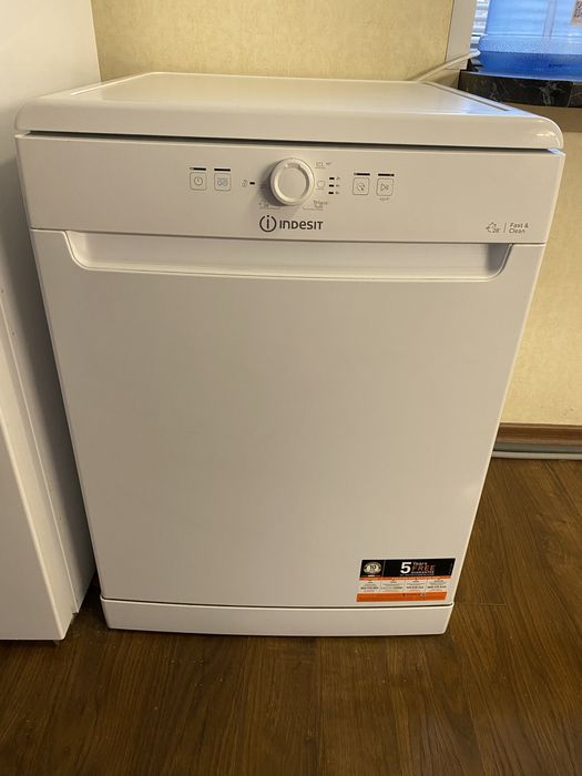 Посудомоечная машина Indesit на гарантии