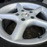 Литый диски Borbet R16, резина зимняя GoodYear шипованная