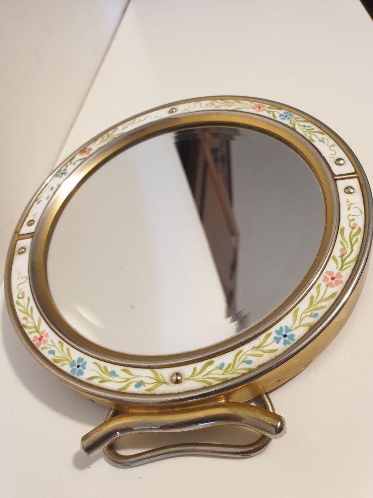 Lindo espelho vintage com porcelana pintada à mão
