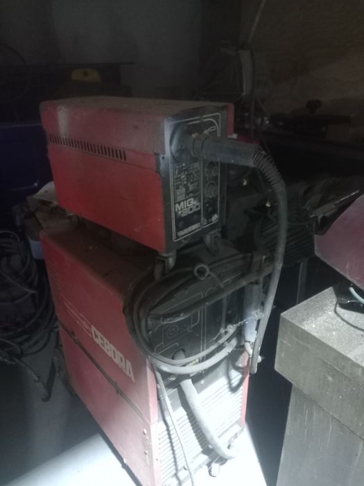 Vendo maquinas serralharia