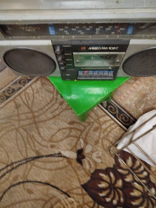 Магнітофон медіо