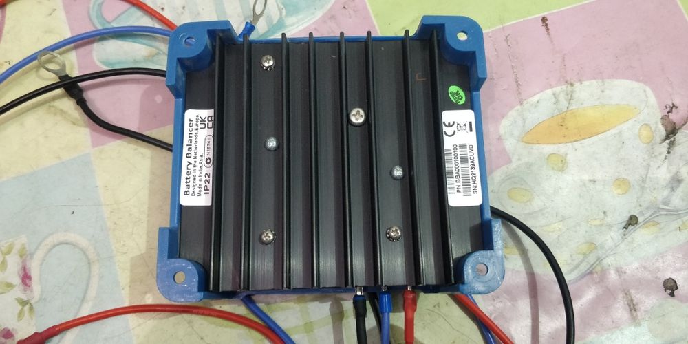 Балансир Victron Energy