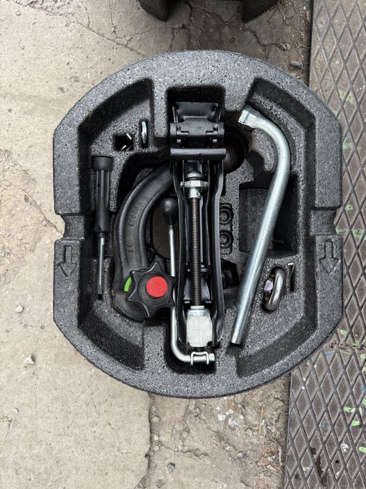 Органайзер запаски Volkswagen, Skoda