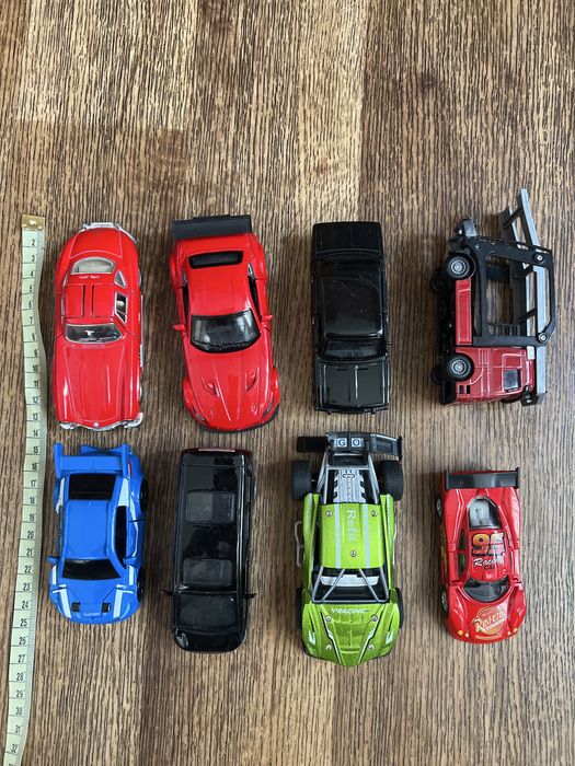 Машинки для игры от 10 см