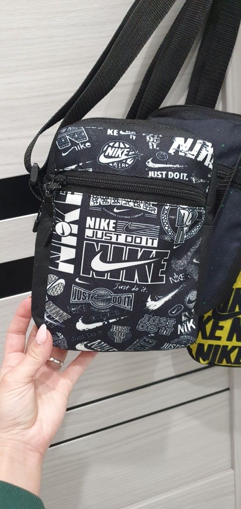 Месенджер Барсєтка бананка сумка через пличе чоловіча nike