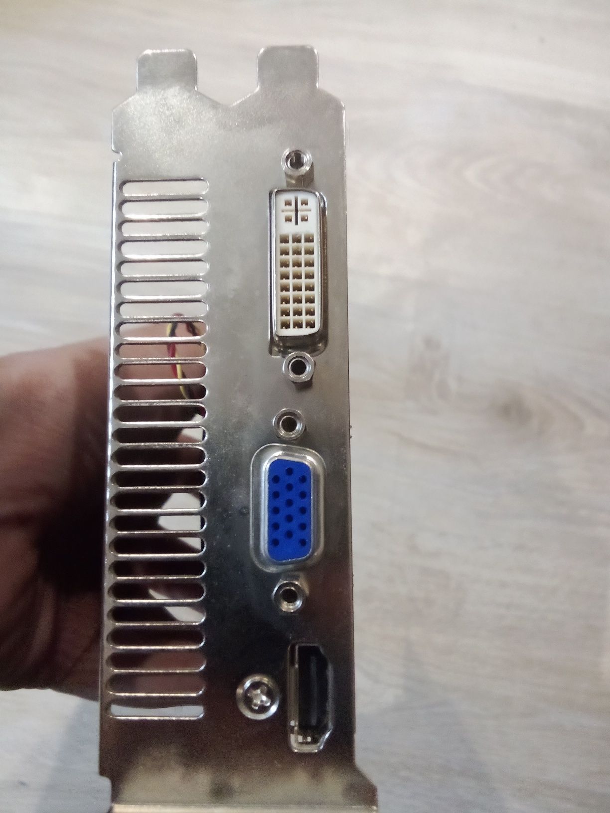 Продаю відеокарту GTS 250 1Gb GDDR3