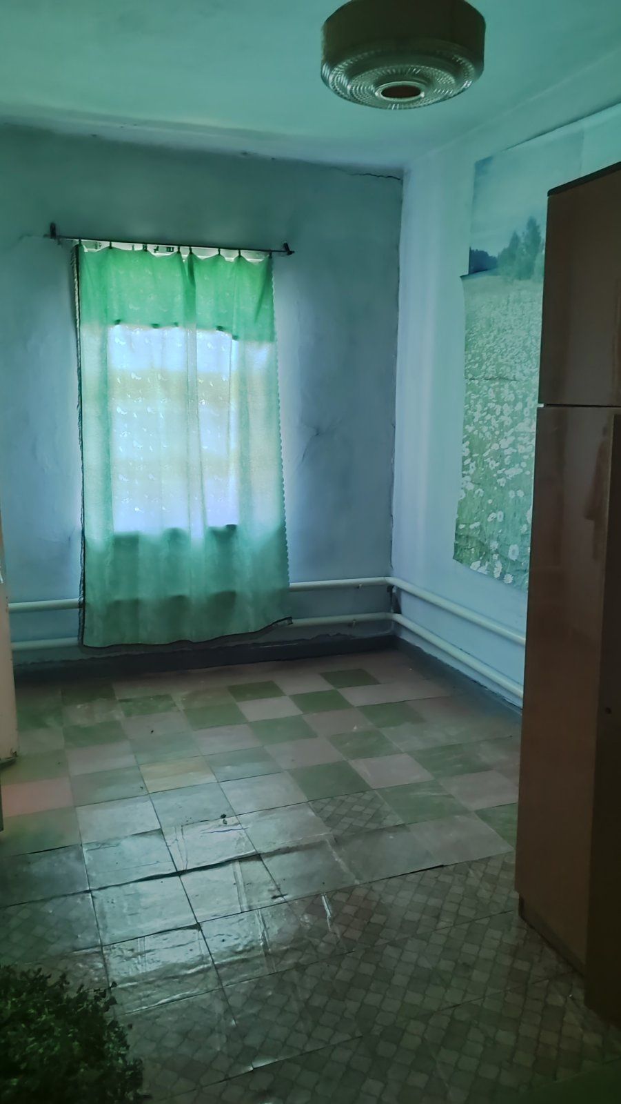 Продам квартиру у місті верхівцеве