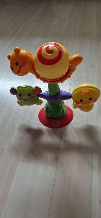 Fisher Price kolorowe drzewko na przyssawce + inne grzechotki. Zestaw.
