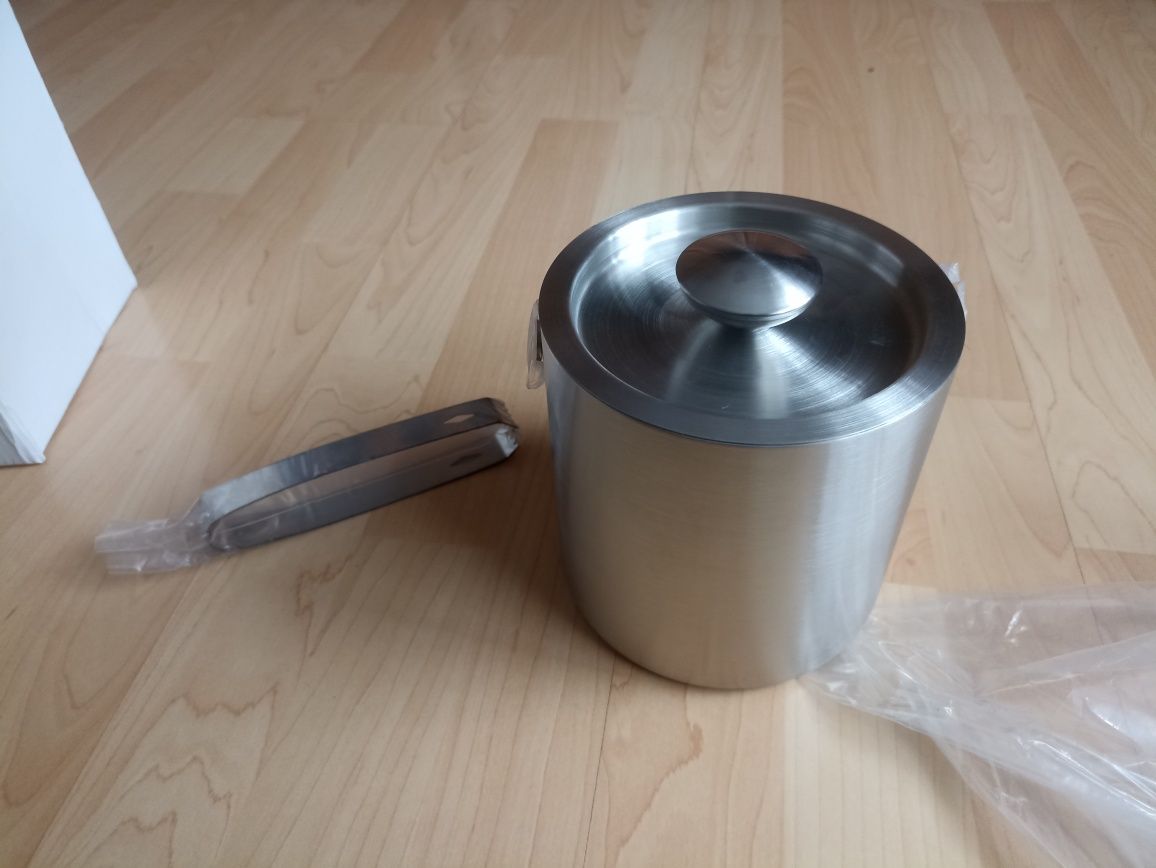 Nowy lodowy pojemnik 1,3 l