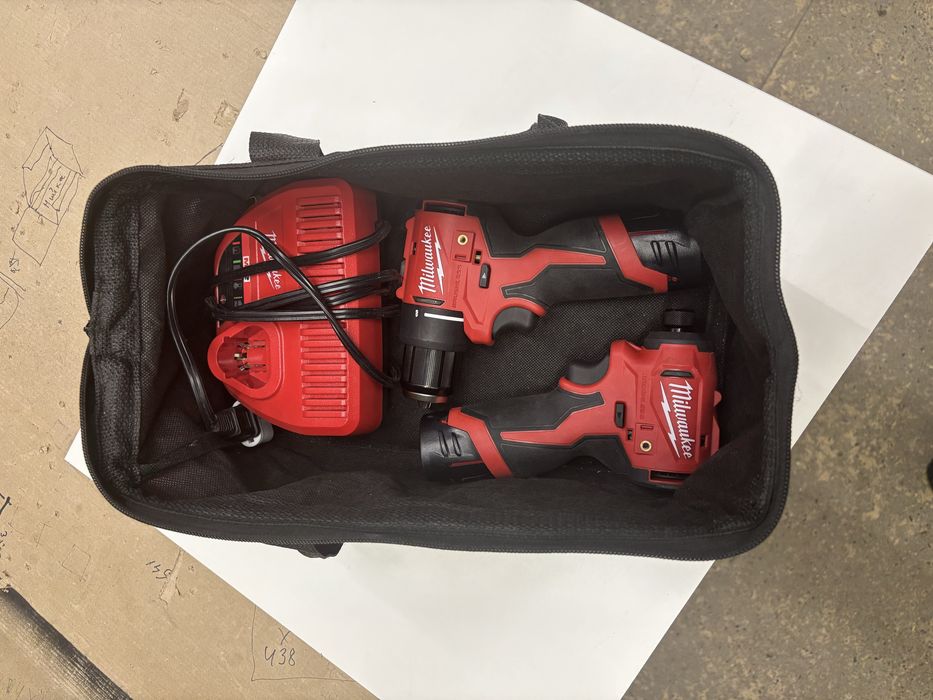 Milwaukee 3401 3450 шуруповерт імпак м12 фонарь м18