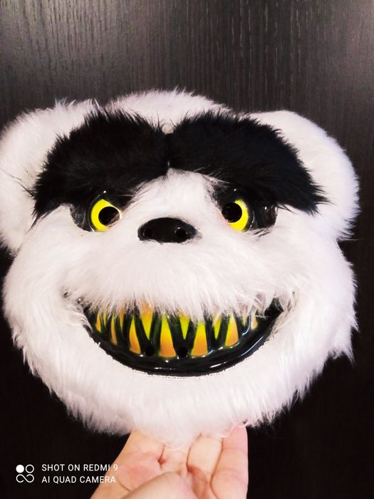 Маска на голову,белый панда убийца, пять друзей фредди, Tesco