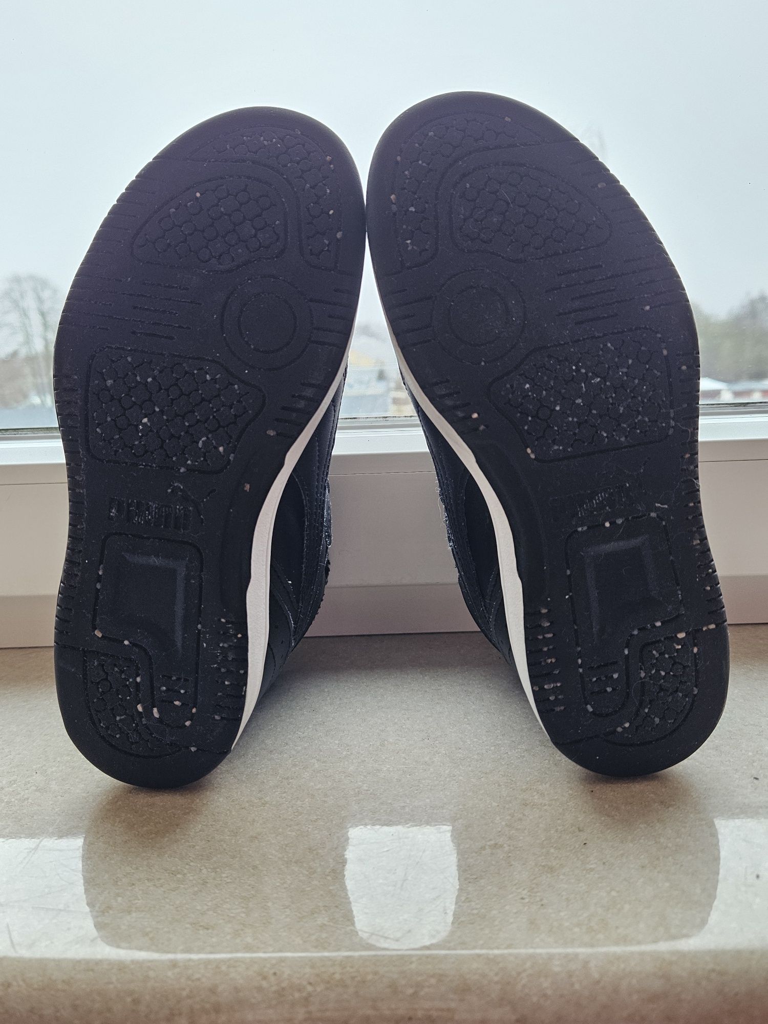 Zimowe buty unisex Puma, rozmiar 34