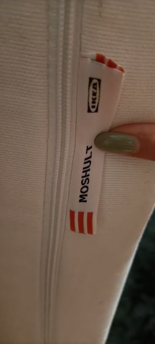 Colchão de solteiro IKEA