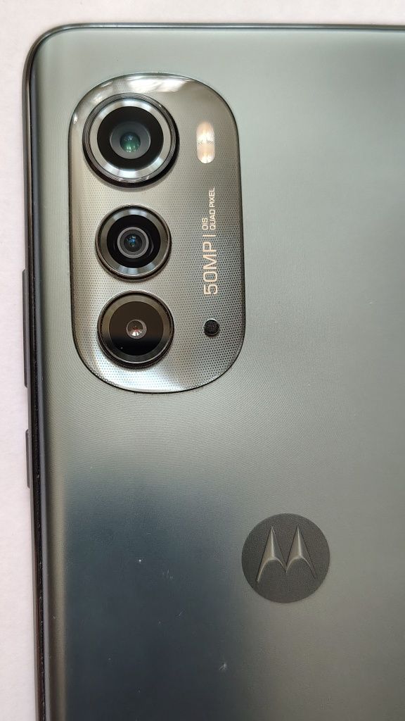 Motorola EDGE 2022